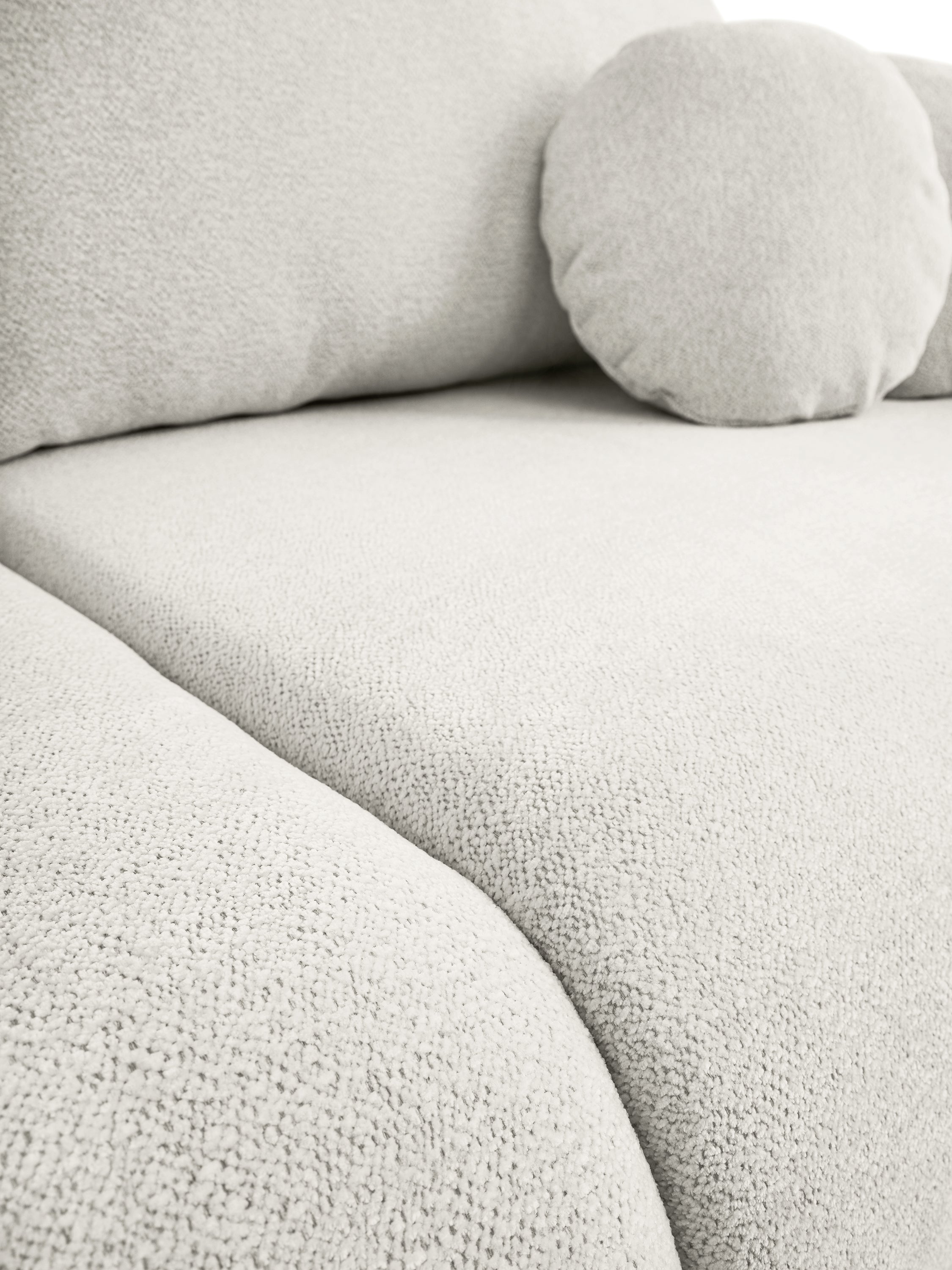 selsey-ovally-dreisitziges-schlafsofa-ausklappbar-mit-stauraum-cremefarbenes-che image 4