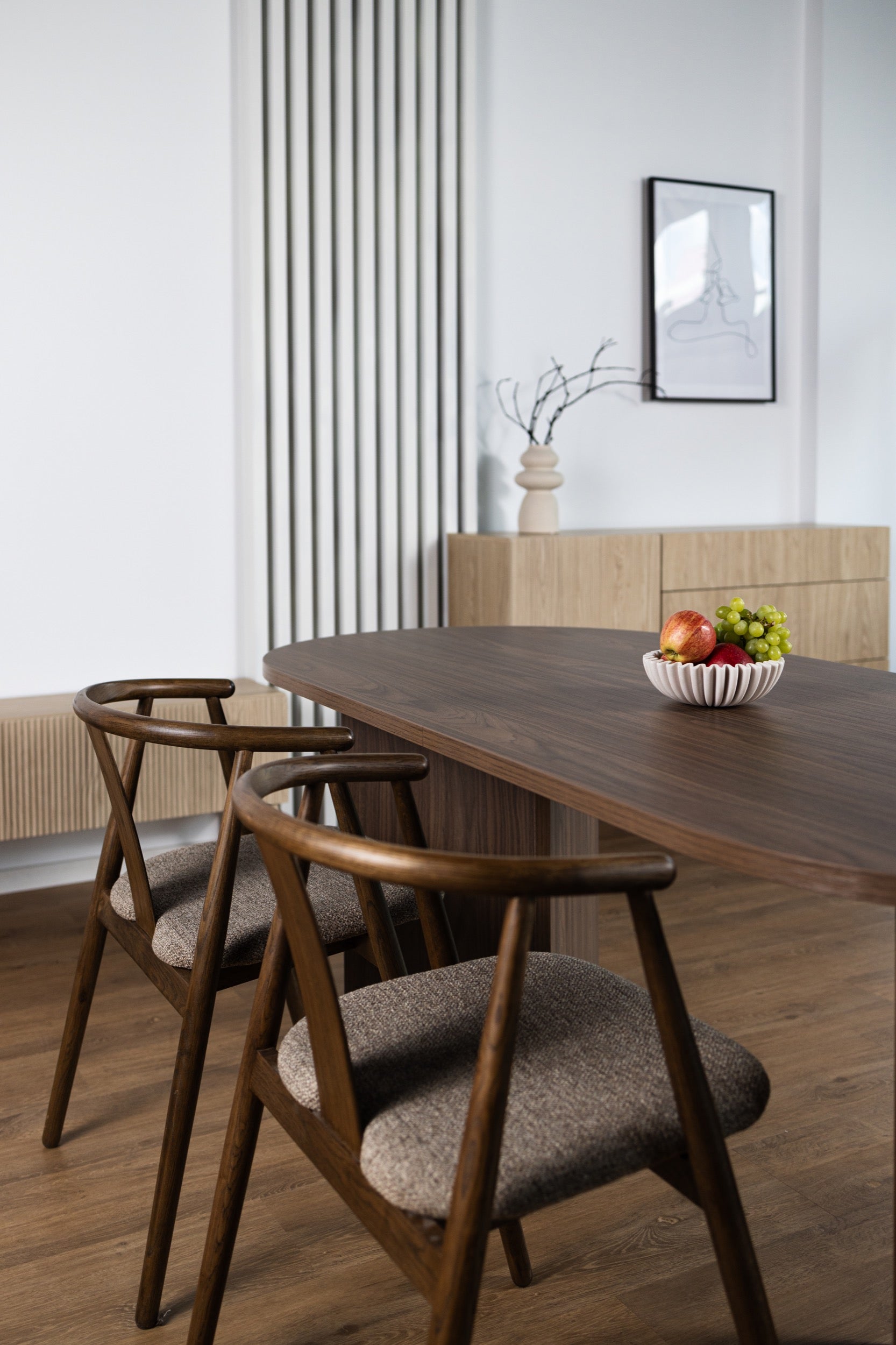 selsey-ovo-ovaler-esstisch-204-cm-wisconsin-nussbaum image 3