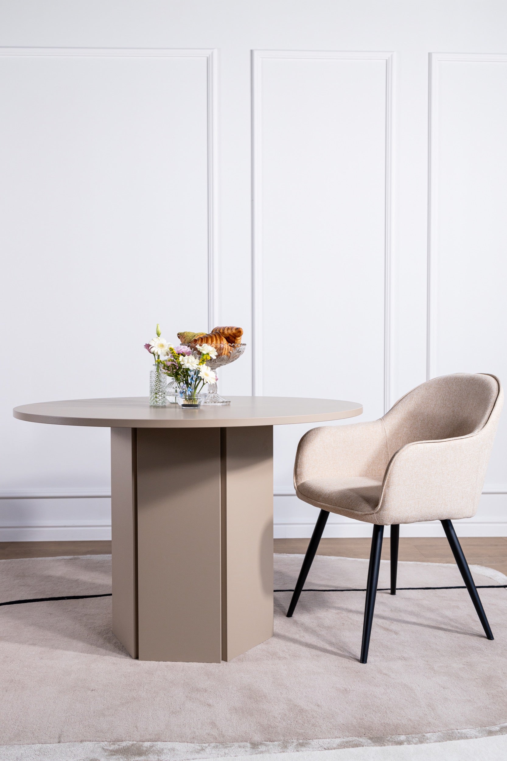 selsey-hexa-runder-esstisch-110-cm-cappuccino image 2