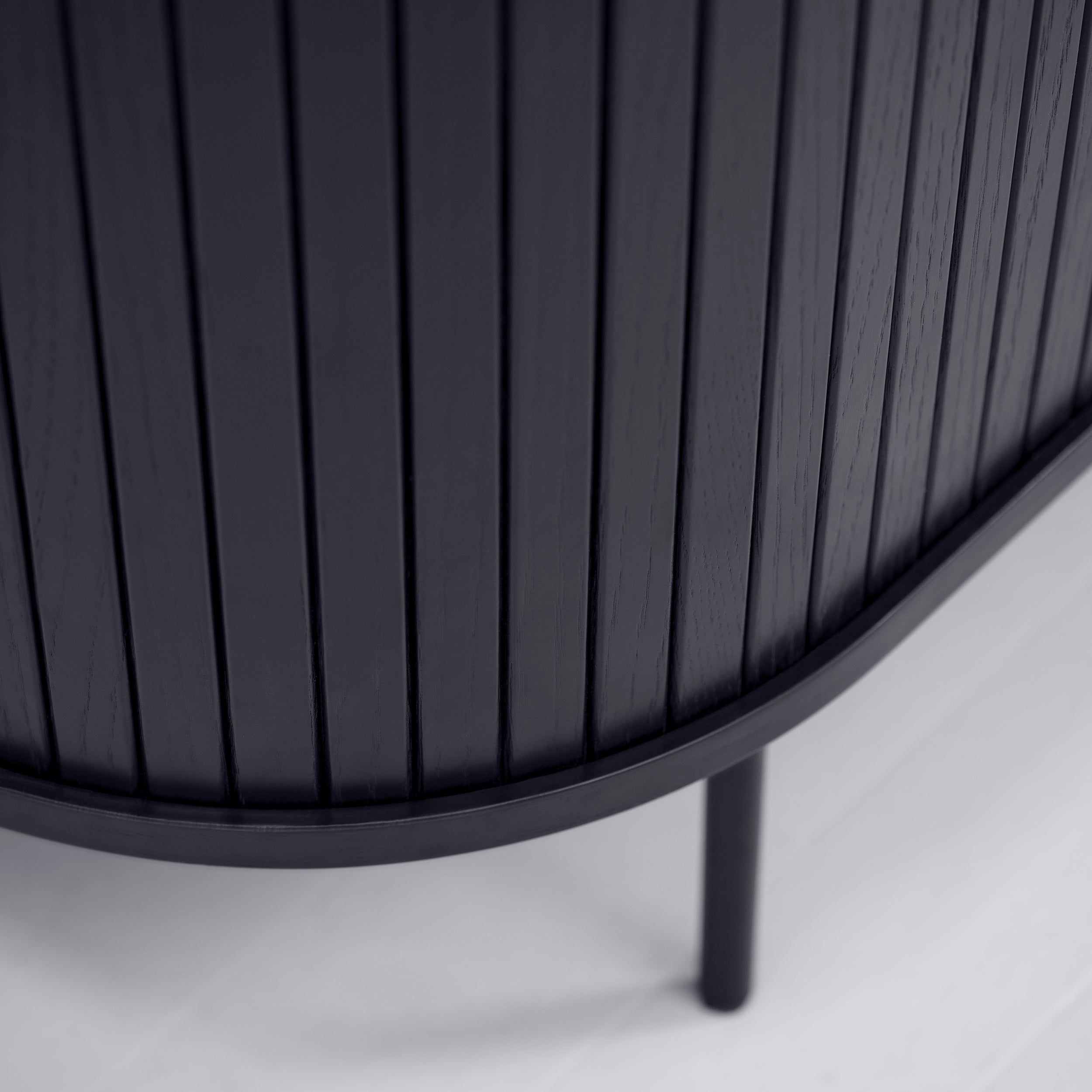 selsey-gativel-kommode-120-cm-lamellen-eiche-schwarz image 6