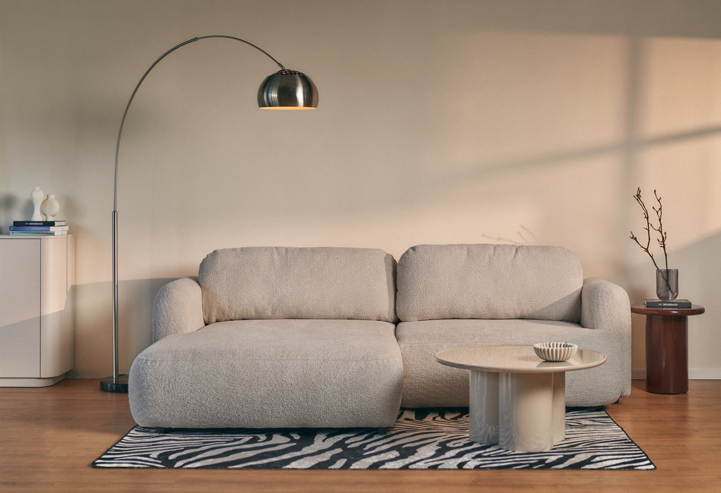 selsey-tvoya-ecksofa-l-links-mit-schlaffunktion-und-bettkasten-grau-beiges-boucl image 6