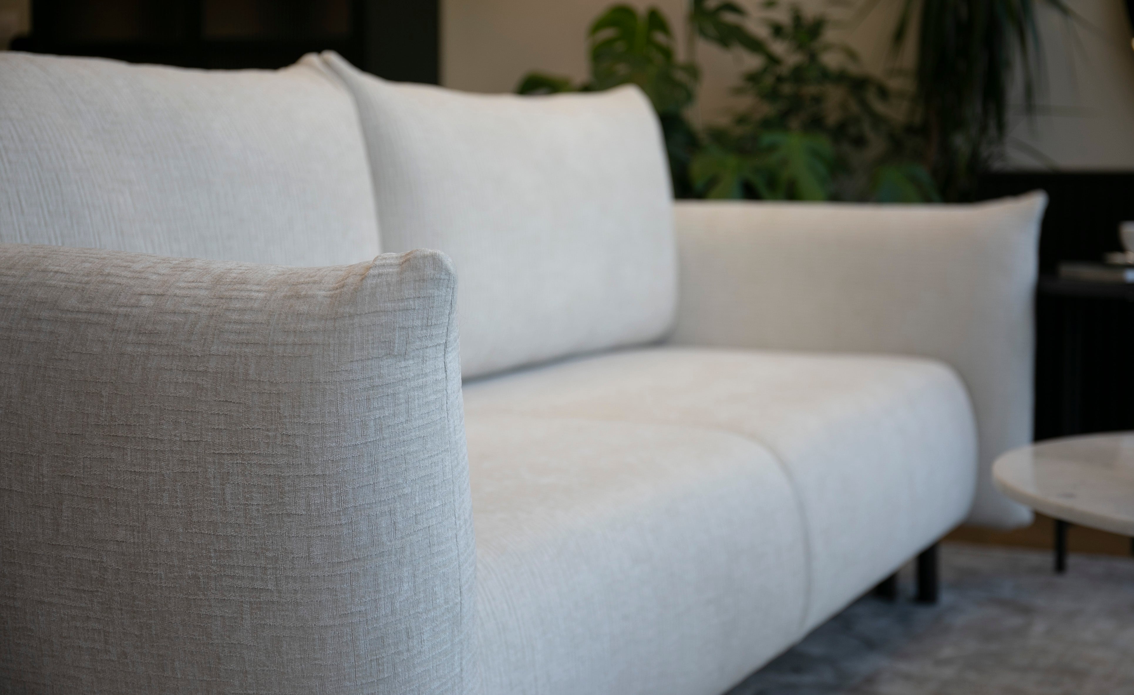 selsey-candeiro-dreisitziges-schlafsofa-mit-stauraum-cremefarbenes-chenille image 3