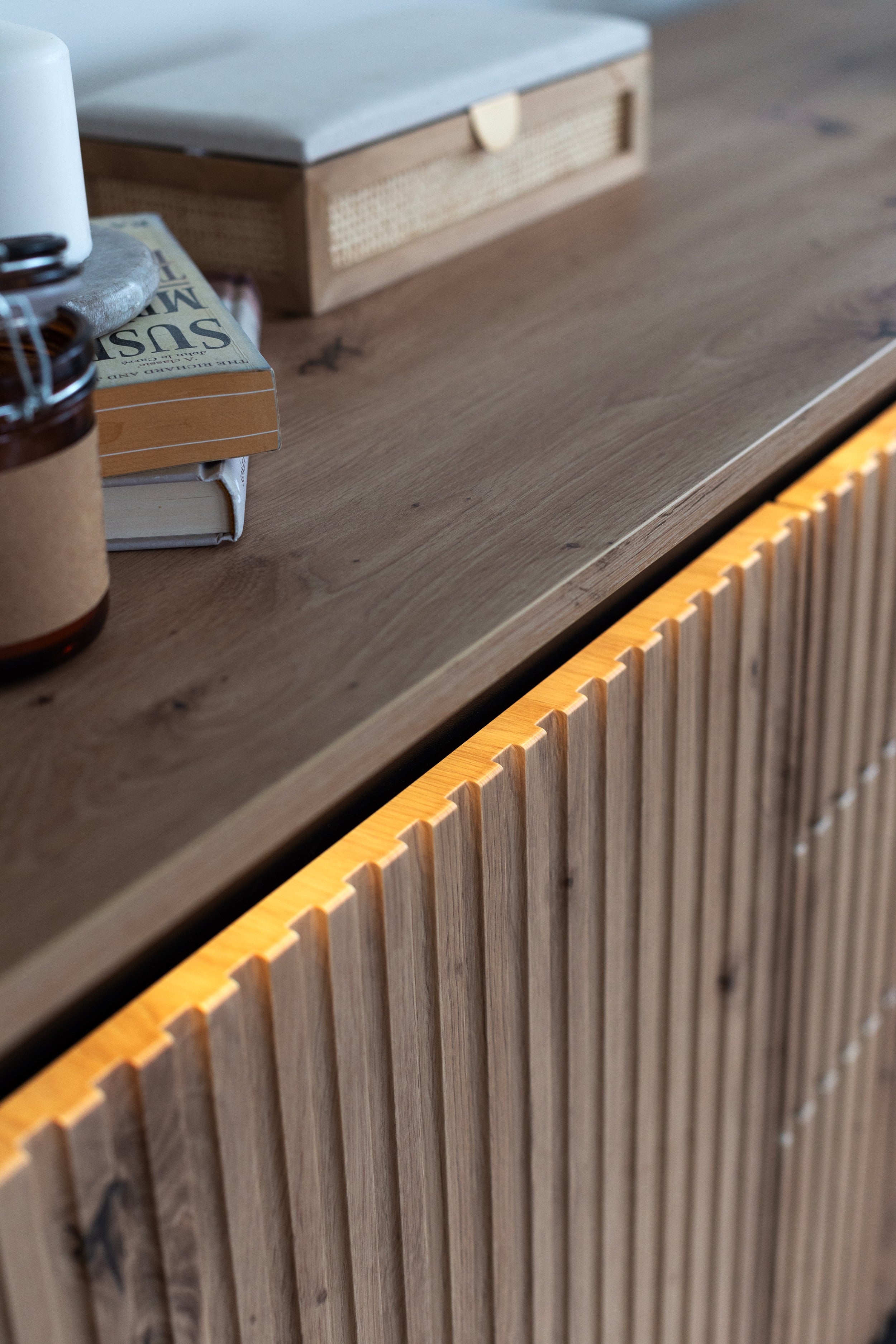 selsey-trend-kommode-166-cm-mit-2-t-ren-und-3-led-schubladen-artisan-eiche image 7