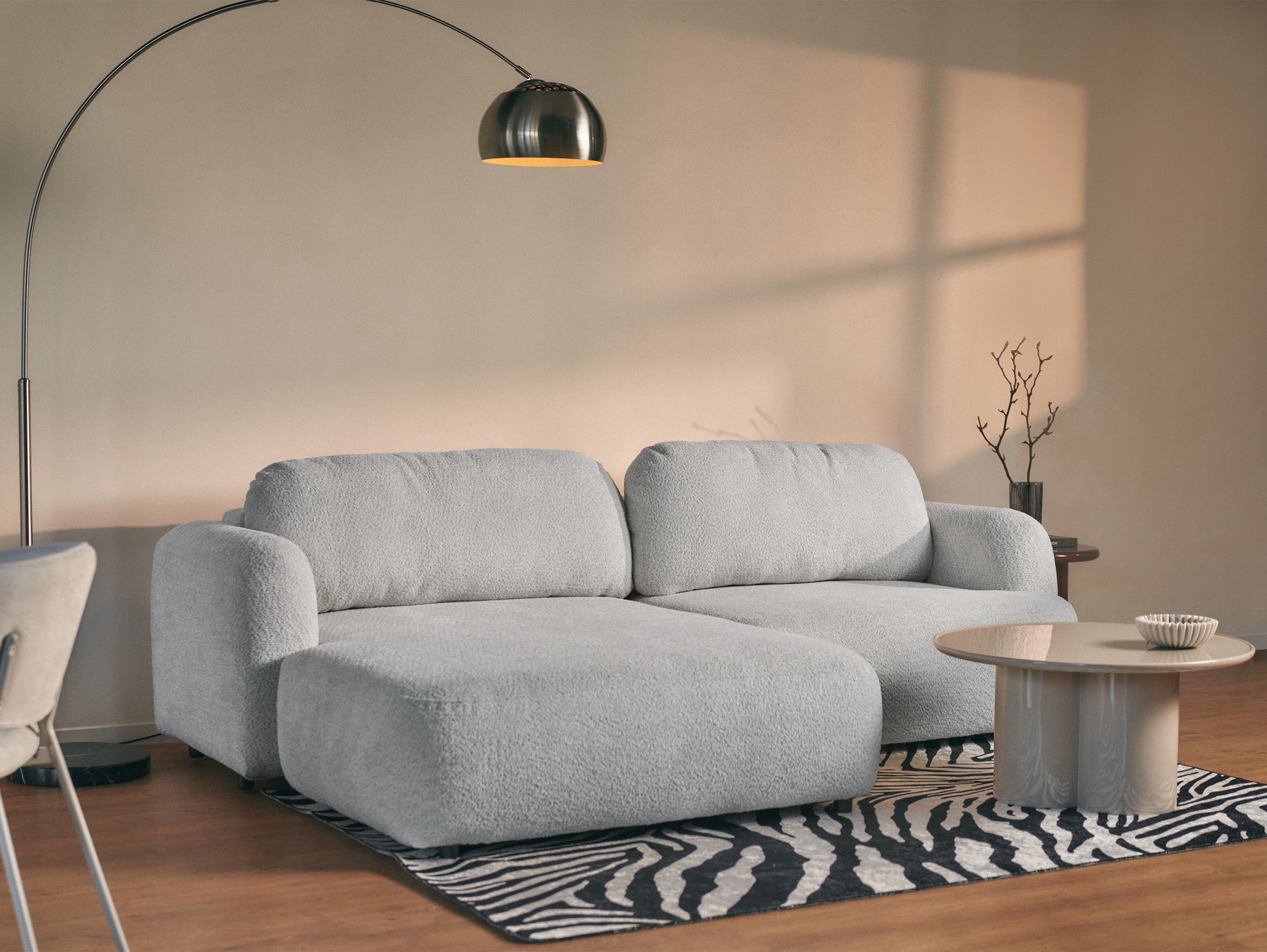 selsey-tvoya-ecksofa-l-form-links-mit-schlaffunktion-und-stauraum-hellgrau-boucl image 6
