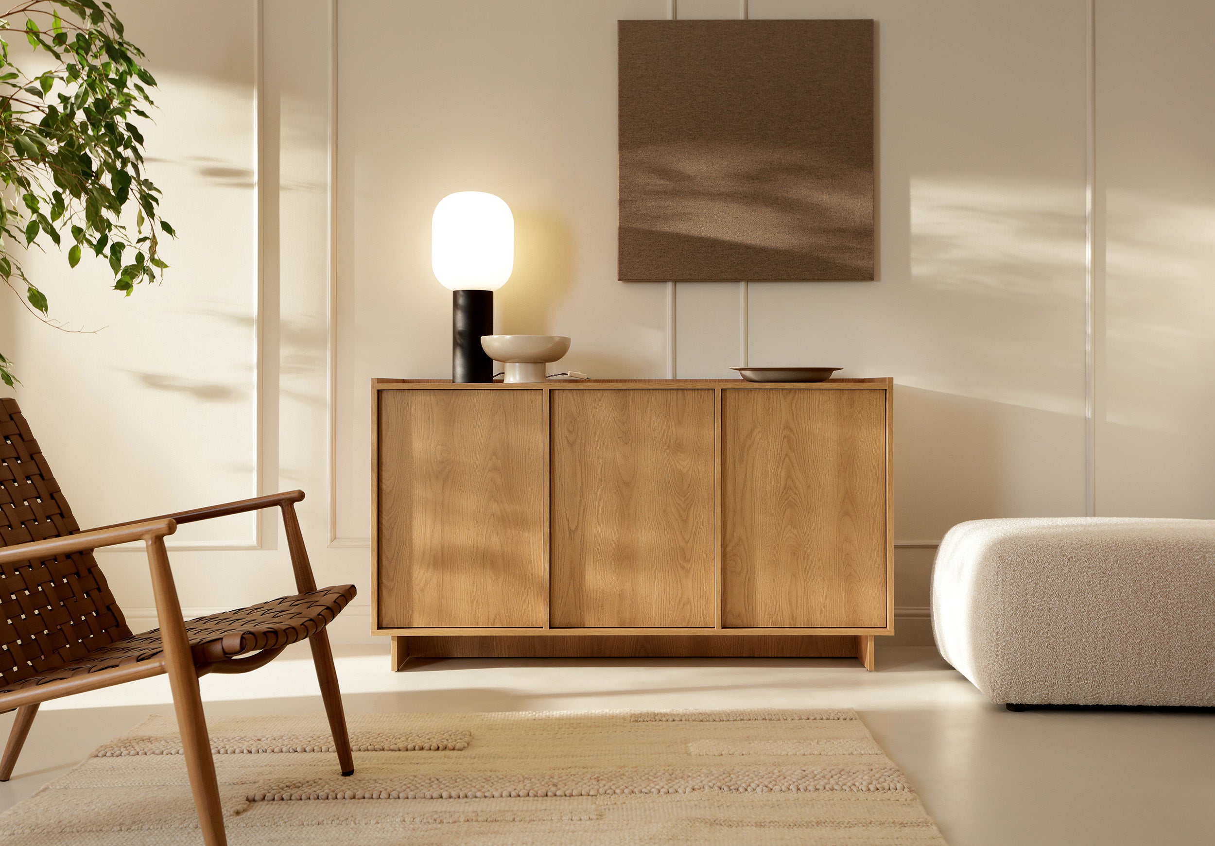 selsey-yasumi-dreht-renschrank-147-cm-karamelleiche-grifflos image 4