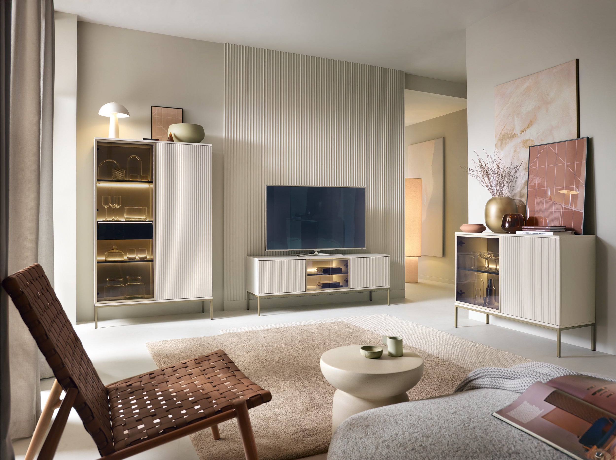 selsey-tosena-tv-schrank-154-cm-mit-dreht-ren-und-led-kaschmir image 3