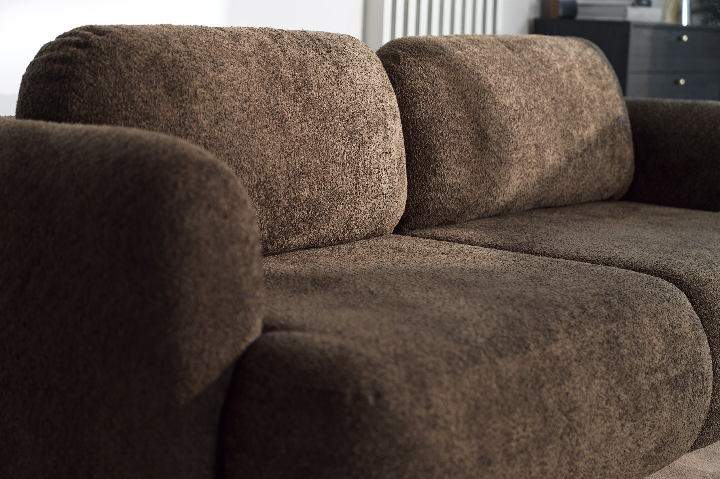 selsey-tvoya-dreisitziges-schlafsofa-ausklappbar-braunes-boucl image 5
