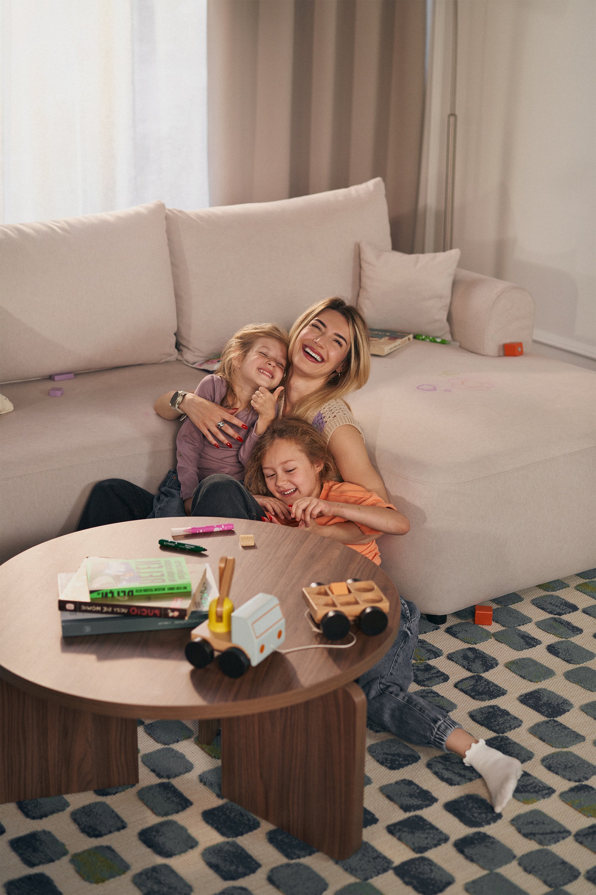selsey-ovo-mini-ecksofa-rechts-l-form-mit-schlaffunktion-und-stauraum-creme-samt image 4