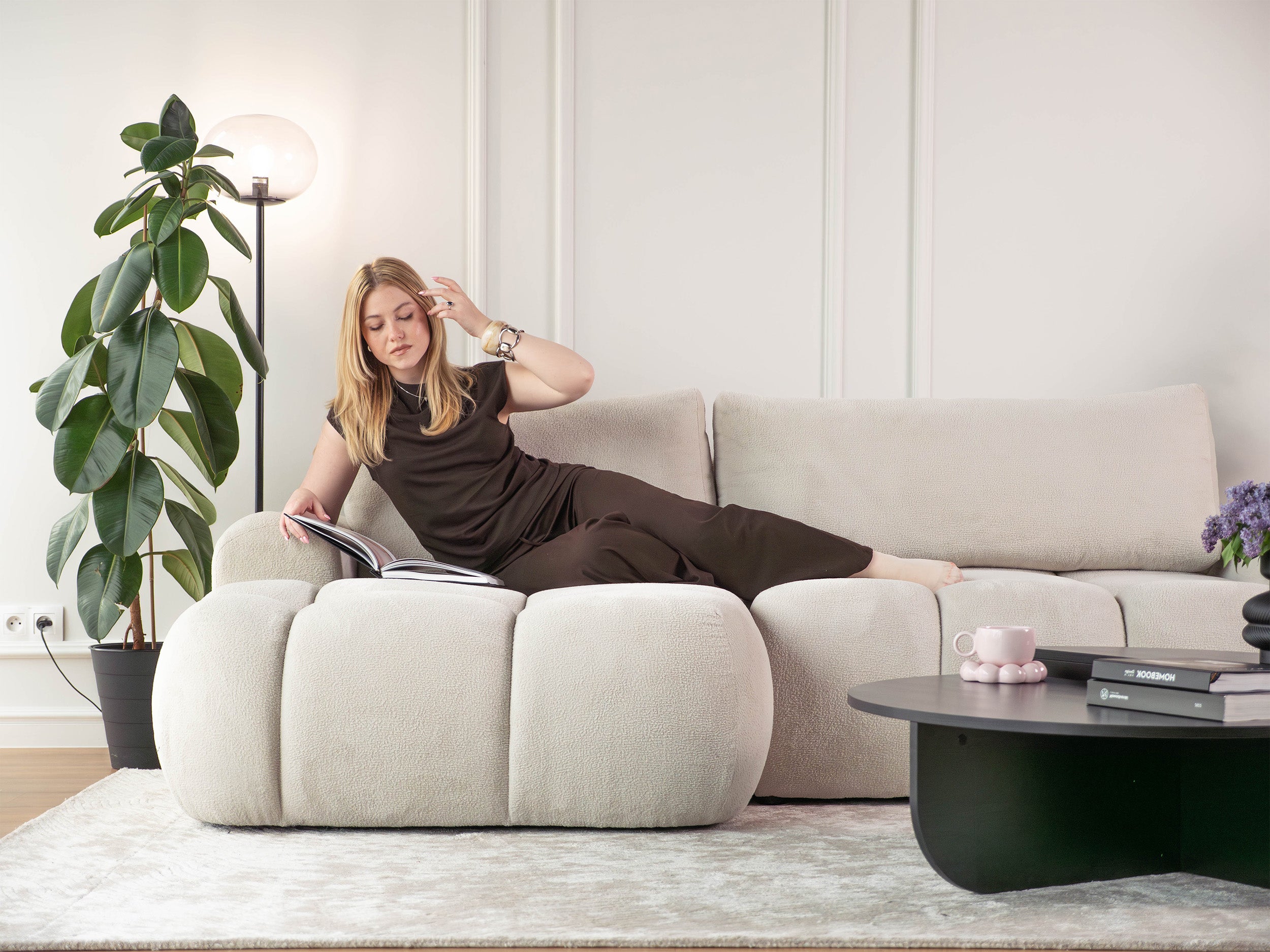selsey-ombo-mini-ecksofa-mit-schlaffunktion-l-links-cremefarbenes-boucl-mit-stau image 6