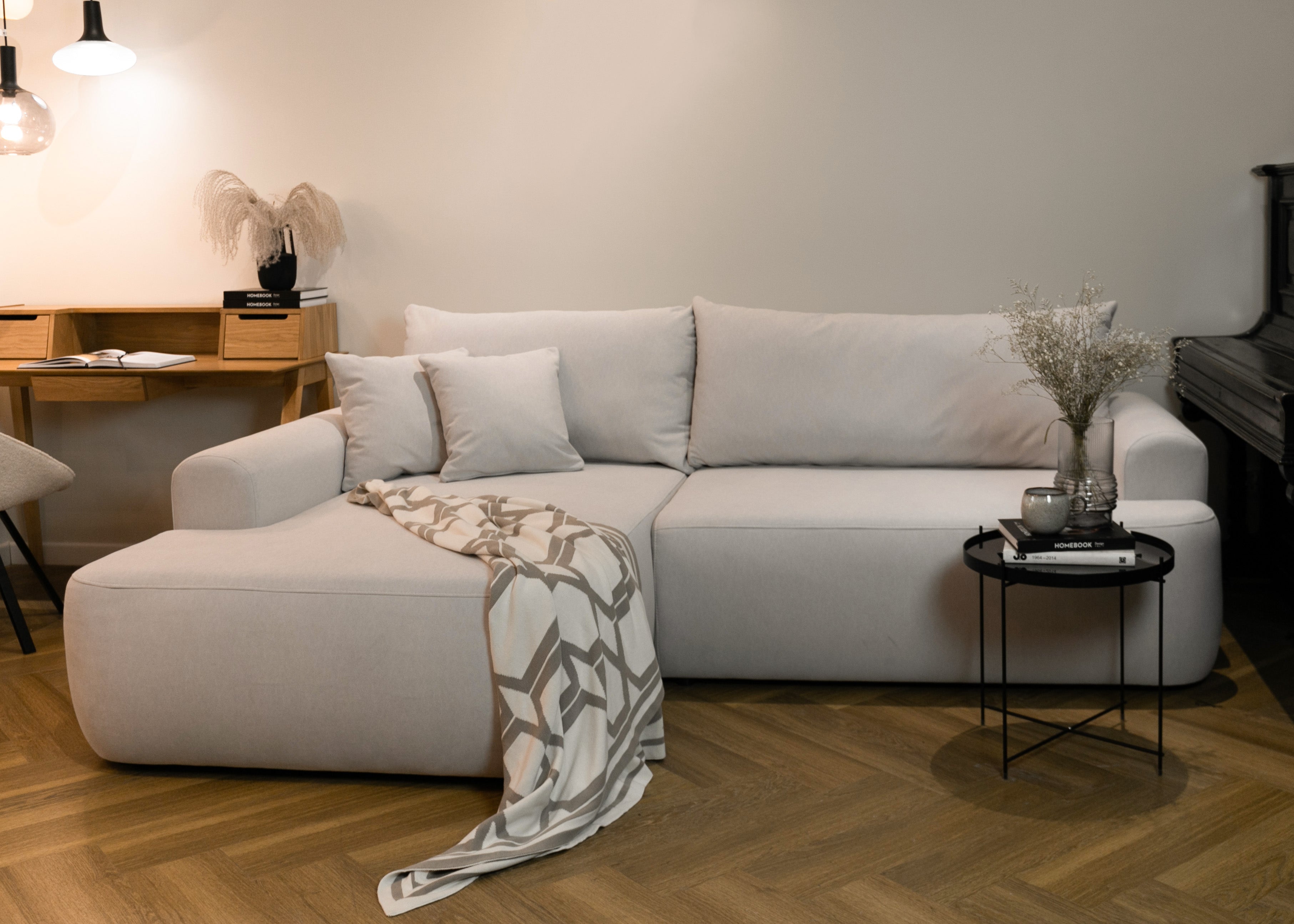 selsey-ovo-ecksofa-links-mit-schlaffunktion-und-stauraum-hellbeiger-samt image 2