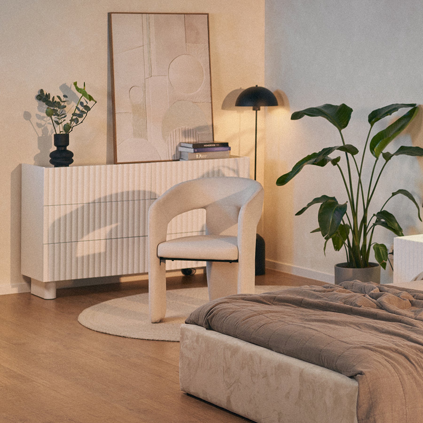 selsey-hasele-gepolsterter-stuhl-hellbeige-samt image 2