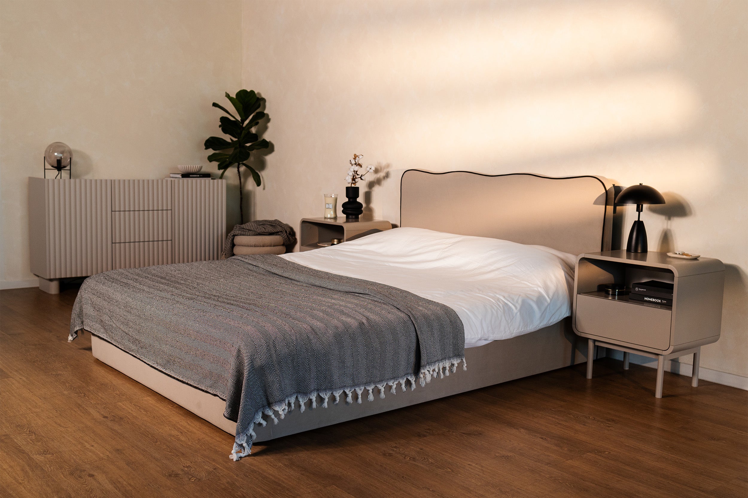 selsey-duney-polsterbett-160x200-cm-mit-stauraum-beige-samt image 8
