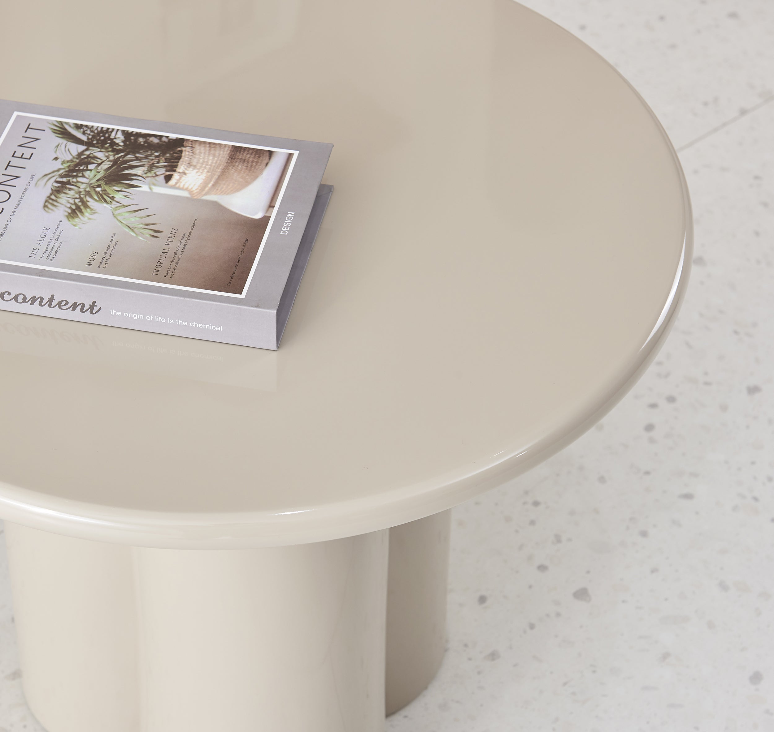 selsey-loccoli-couchtisch-rund-60-cm-hellbeige-hochglanz image 3