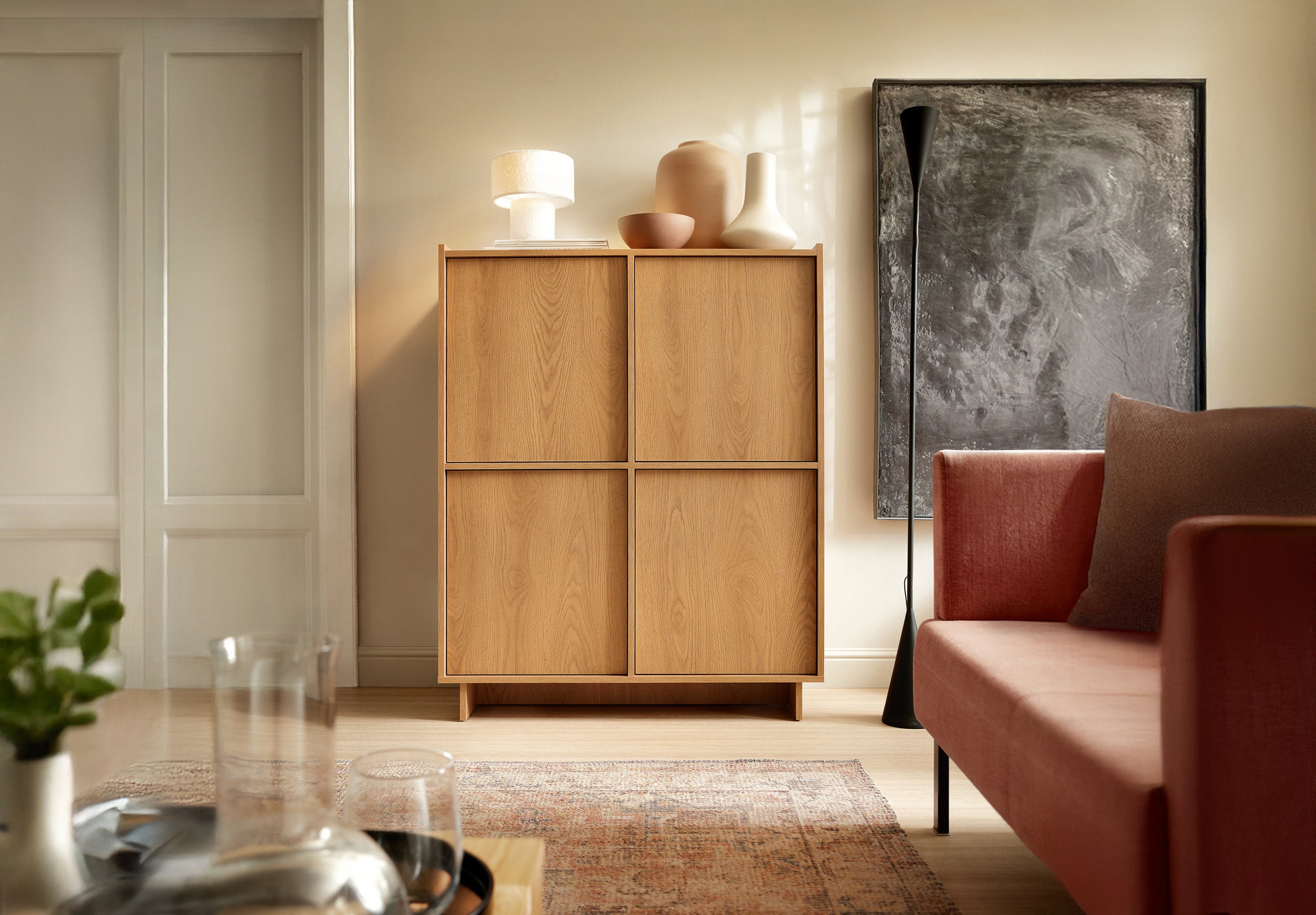 selsey-yasumi-viert-rige-kommode-98-cm-karamelleiche-highboard image 4