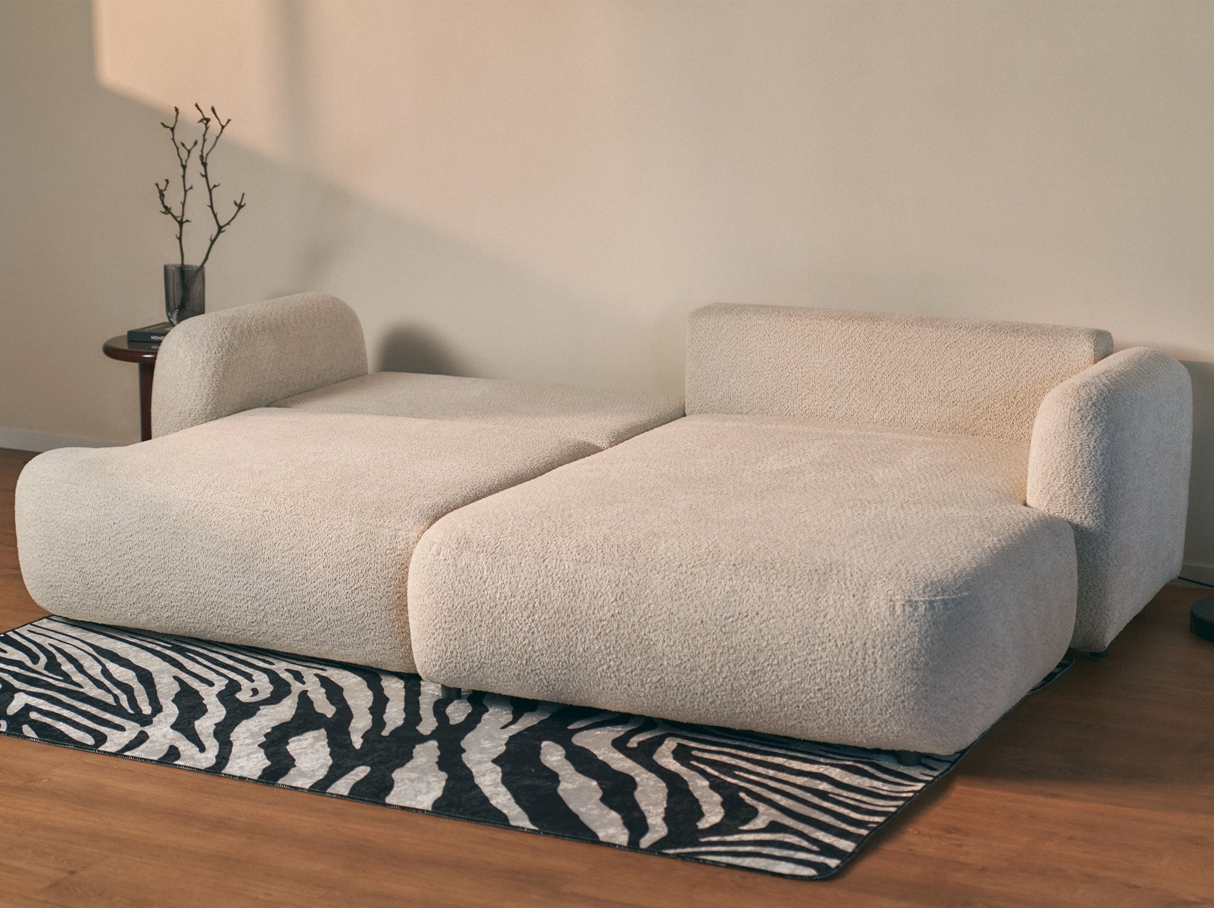selsey-tvoya-ecksofa-rechts-l-form-hellbeige-boucl-mit-schlaffunktion-stauraum image 3