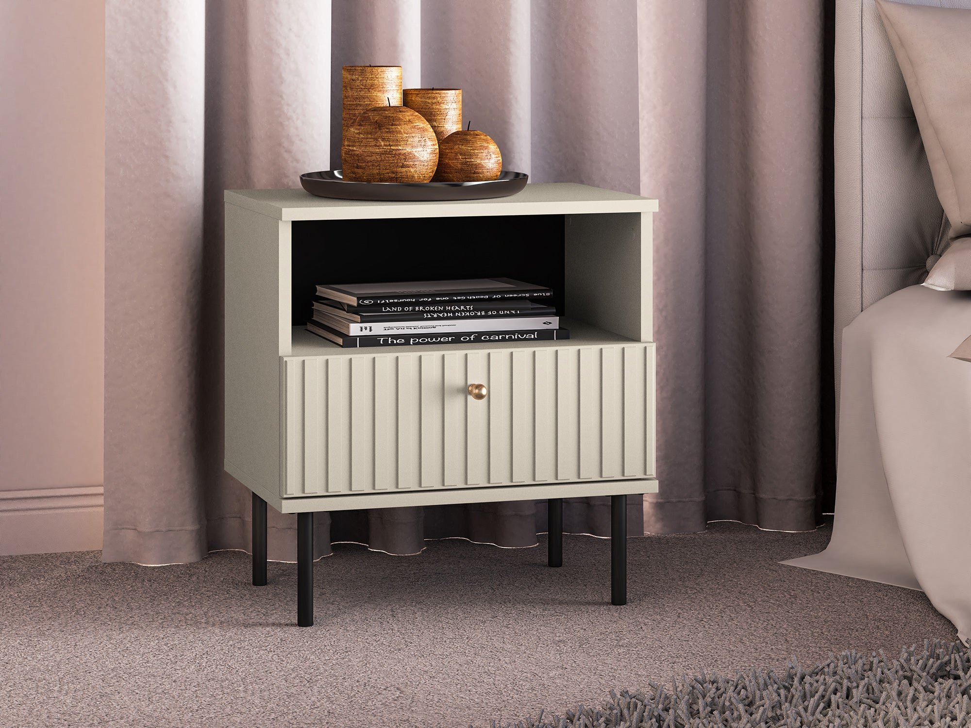 selsey-caletto-nachttisch-50-cm-mit-schublade-beige-mit-lamellen-goldener-griff image 2