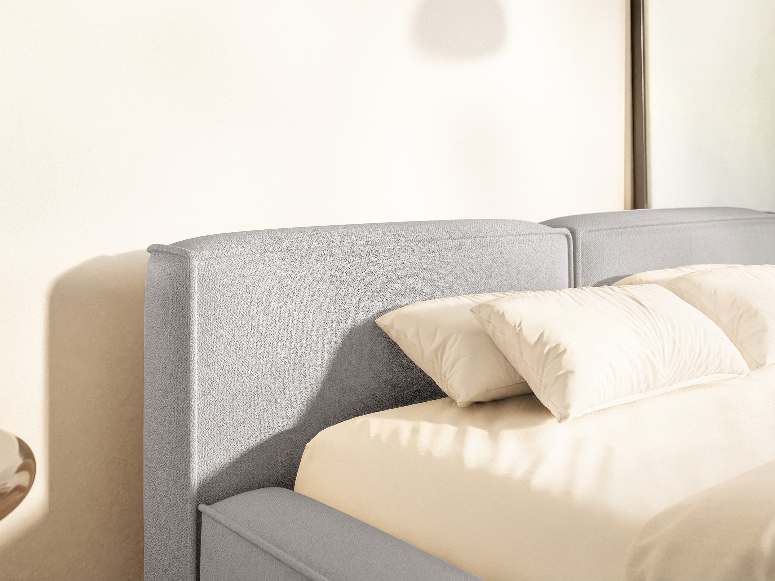 selsey-tilves-slim-low-polsterbett-140x200-mit-stauraum-hellgrauer-chenille-meta image 4