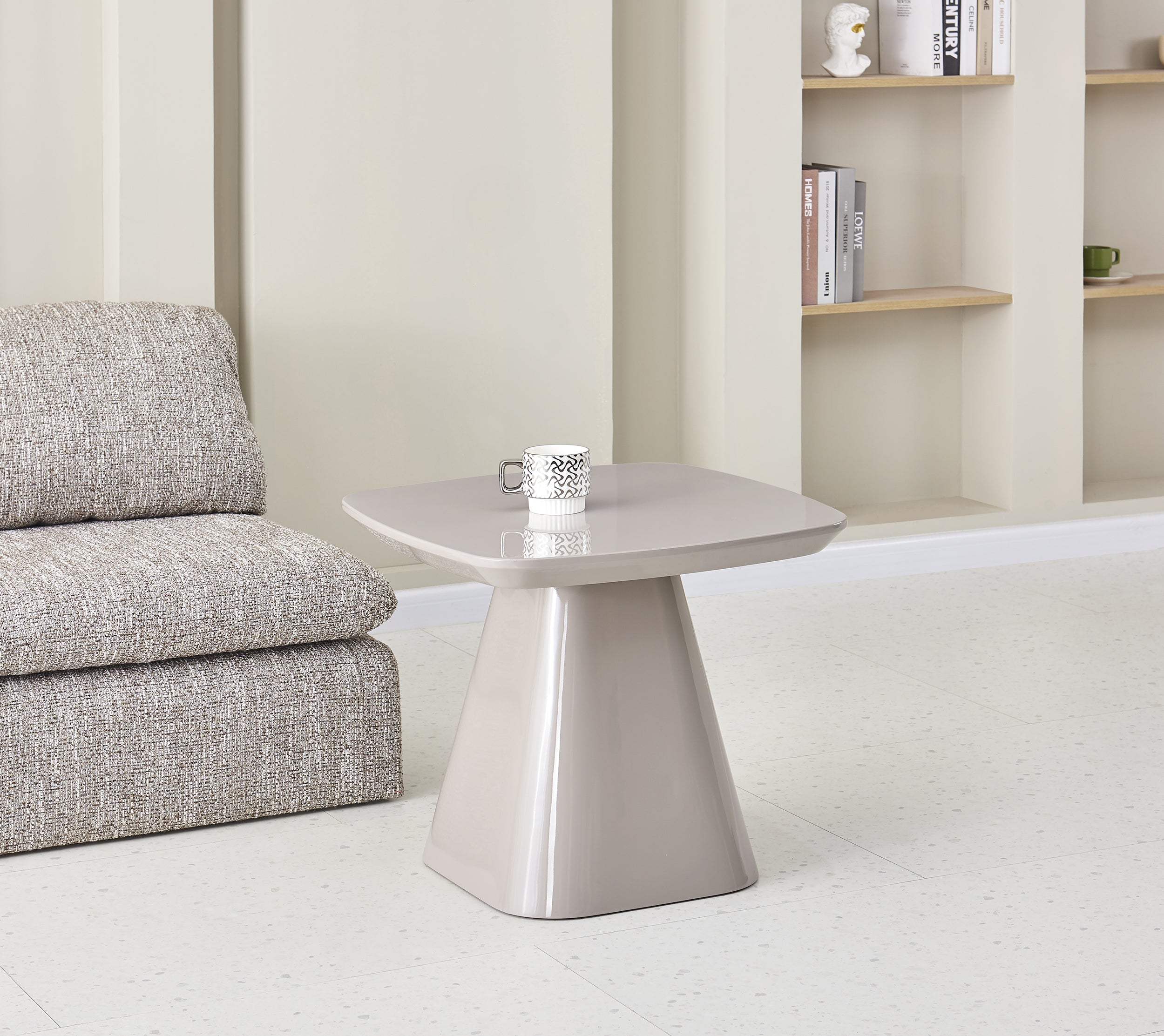 selsey-couchtisch-floone-60x60-cm-hellgrau-hochglanz image 2