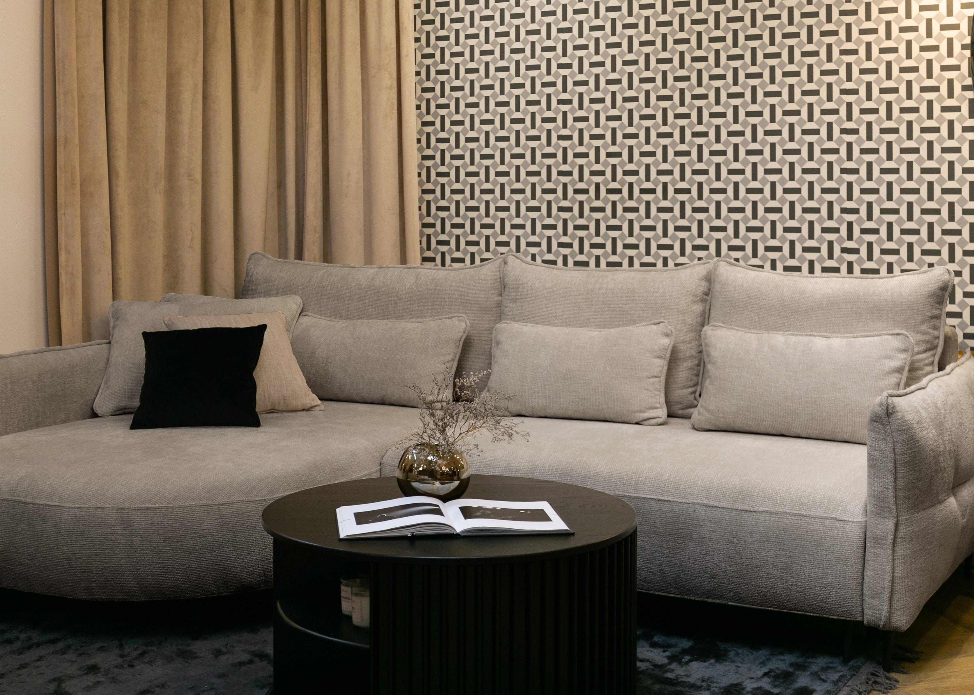 selsey-oblivio-ecksofa-mit-schlaffunktion-l-form-rechts-mit-stauraum-hellbeige-c image 4