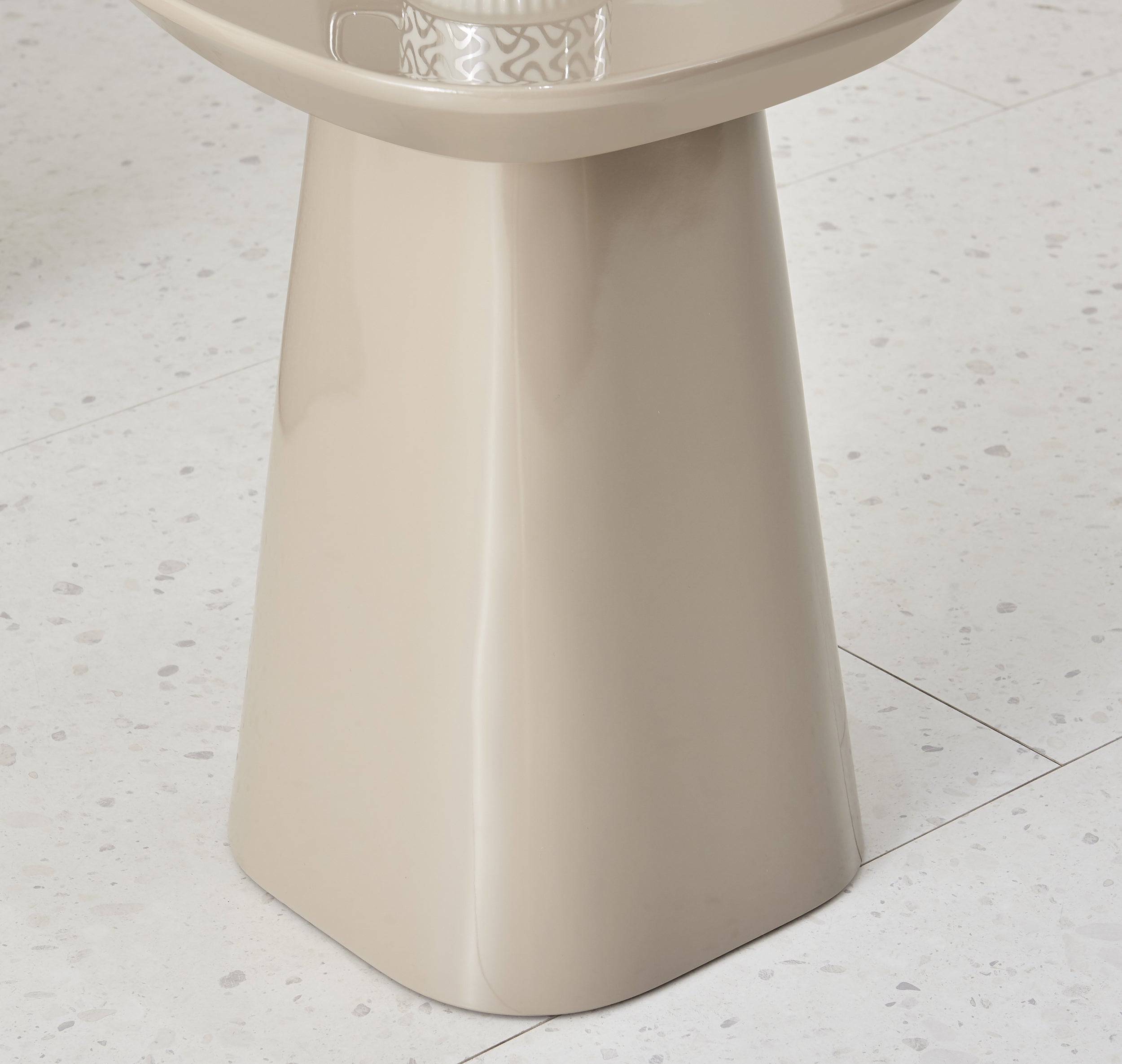 selsey-beistelltisch-corriar-35x35-cm-beige-hochglanz image 4