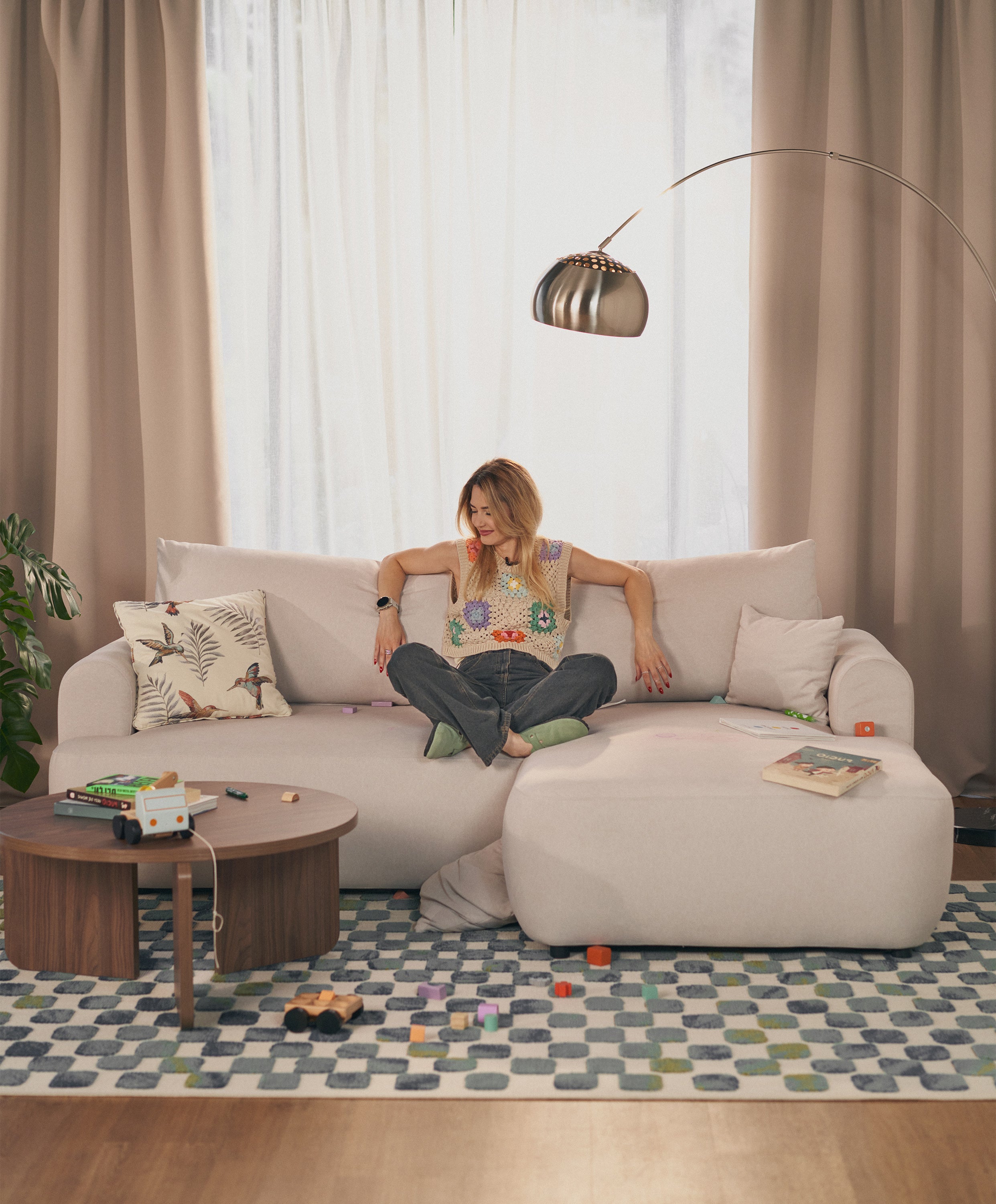 selsey-ovo-mini-ecksofa-rechts-l-form-mit-schlaffunktion-und-stauraum-creme-samt image 6