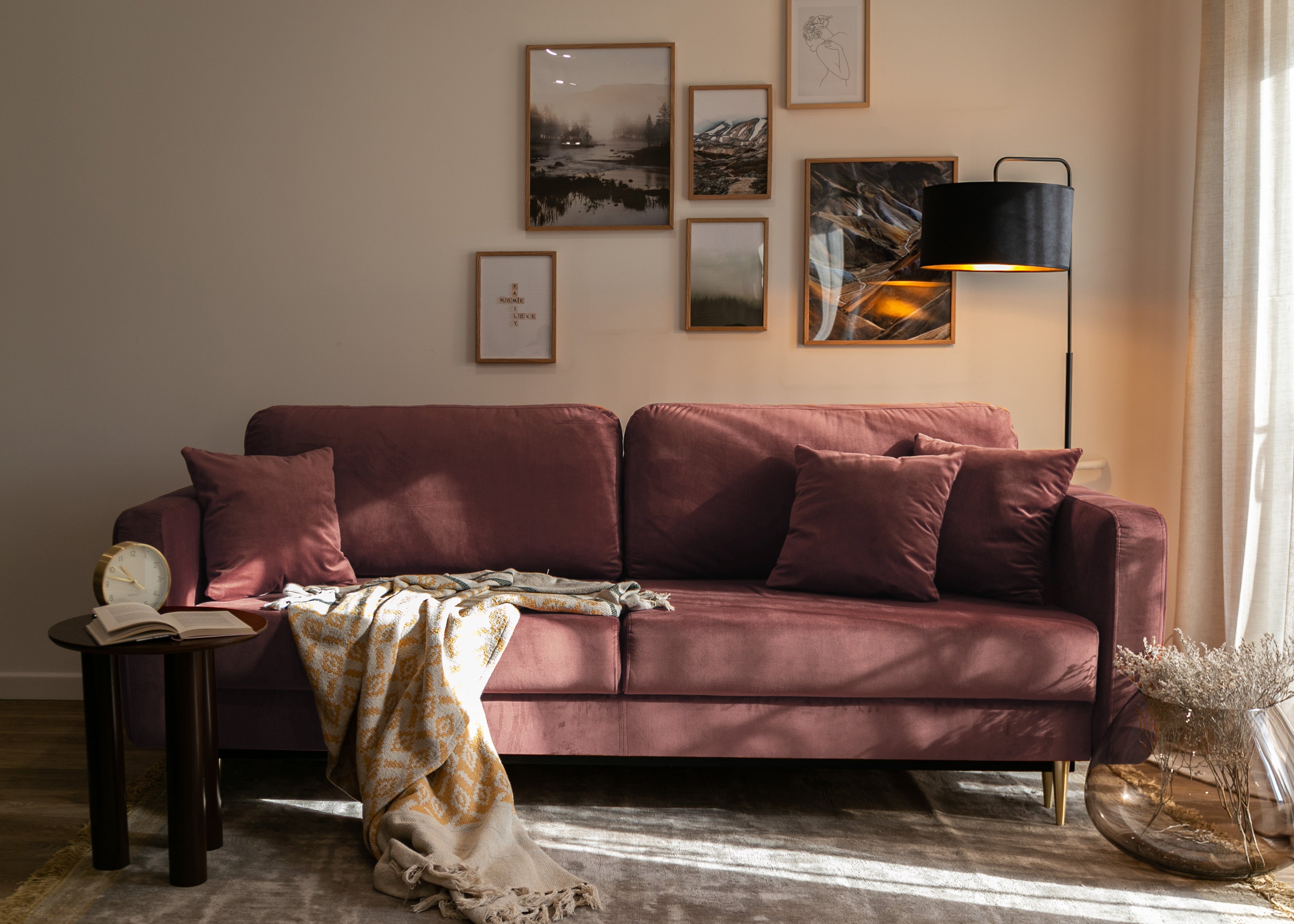 selsey-valico-3-sitzer-schlafsofa-ausklappbar-rosa-samt-wasserabweisend image 2