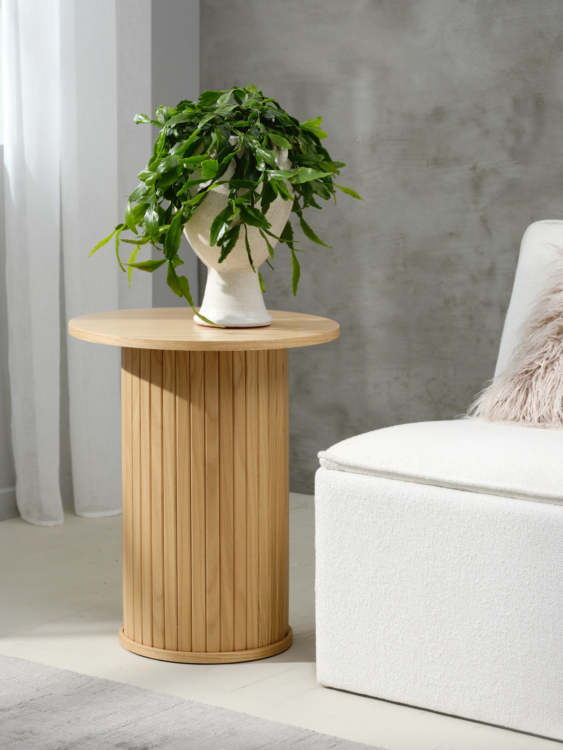 selsey-gativel-runder-couchtisch-50-cm-lamellen-nat-rliche-eiche image 2