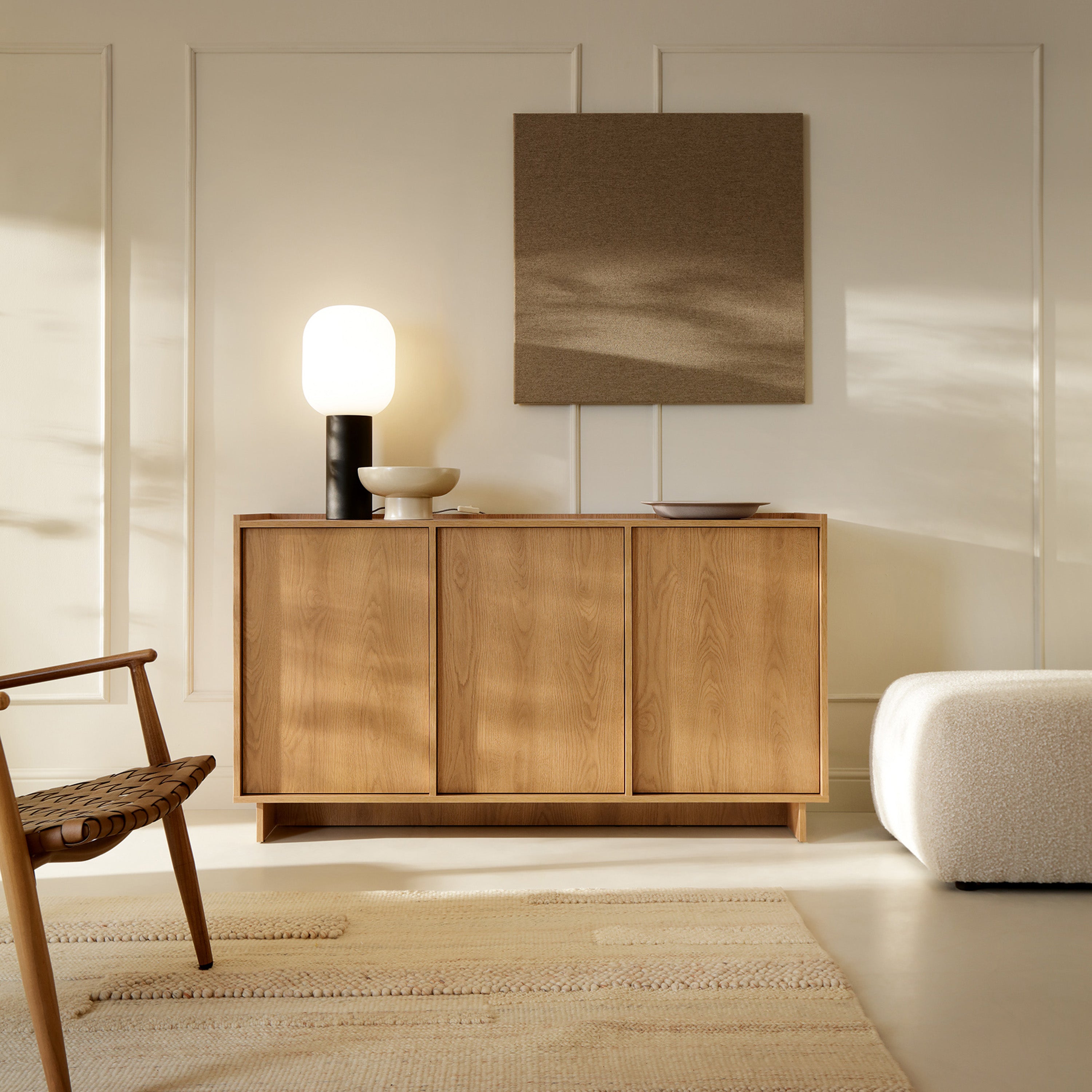 selsey-yasumi-dreht-renschrank-147-cm-karamelleiche-grifflos image 2