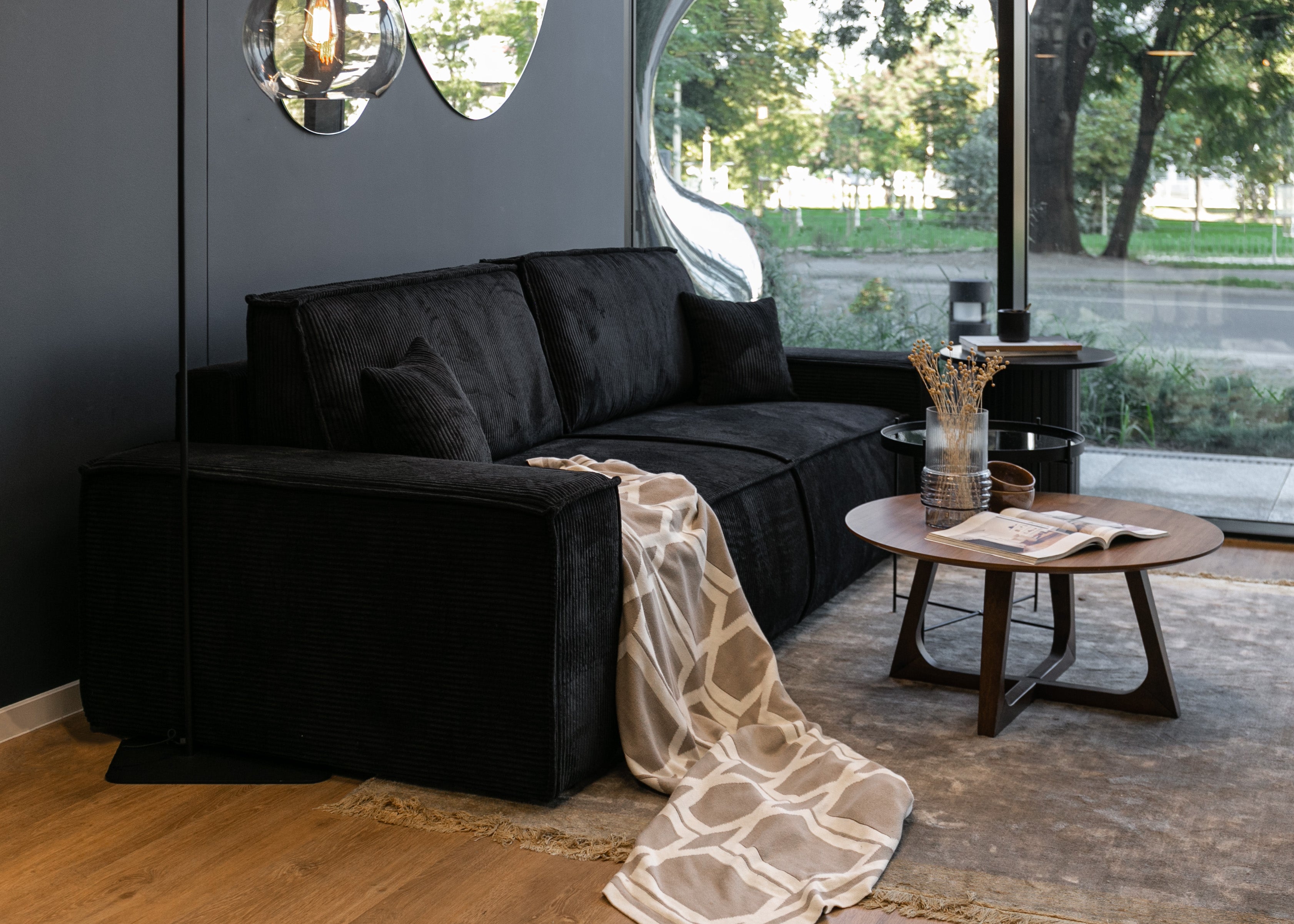selsey-farese-dreisitziges-schlafsofa-mit-stauraum-schwarzer-cordstoff image 6