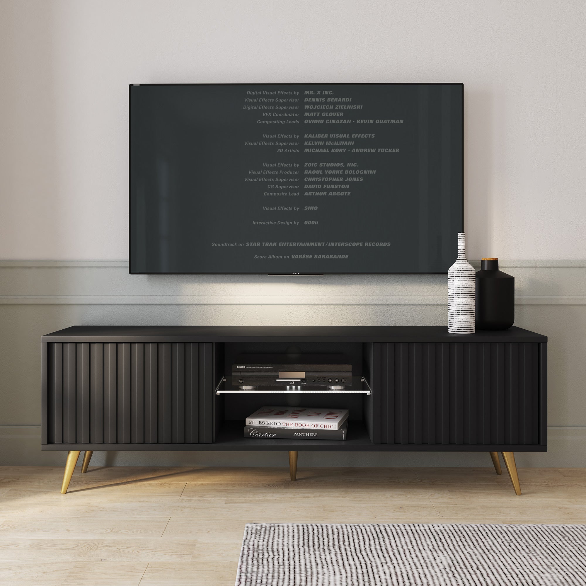 selsey-bello-tv-schrank-135-cm-schwarz-mit-lamellenfronten-und-goldenen-beinen image 2